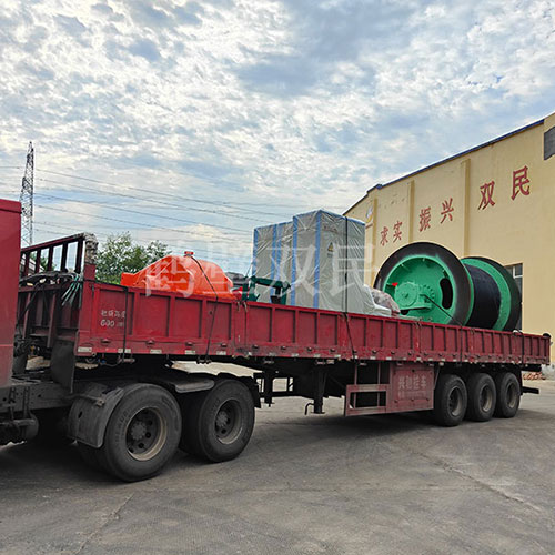 鶴壁雙民租賃絞車JK-2×1.8P礦井提升機裝車發(fā)貨！